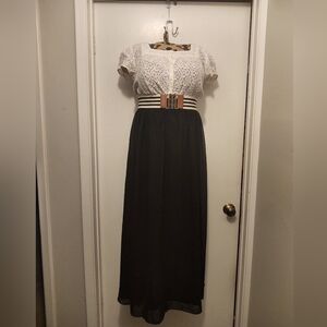 Chic Black &Gold Shimmery Maxi Skirt